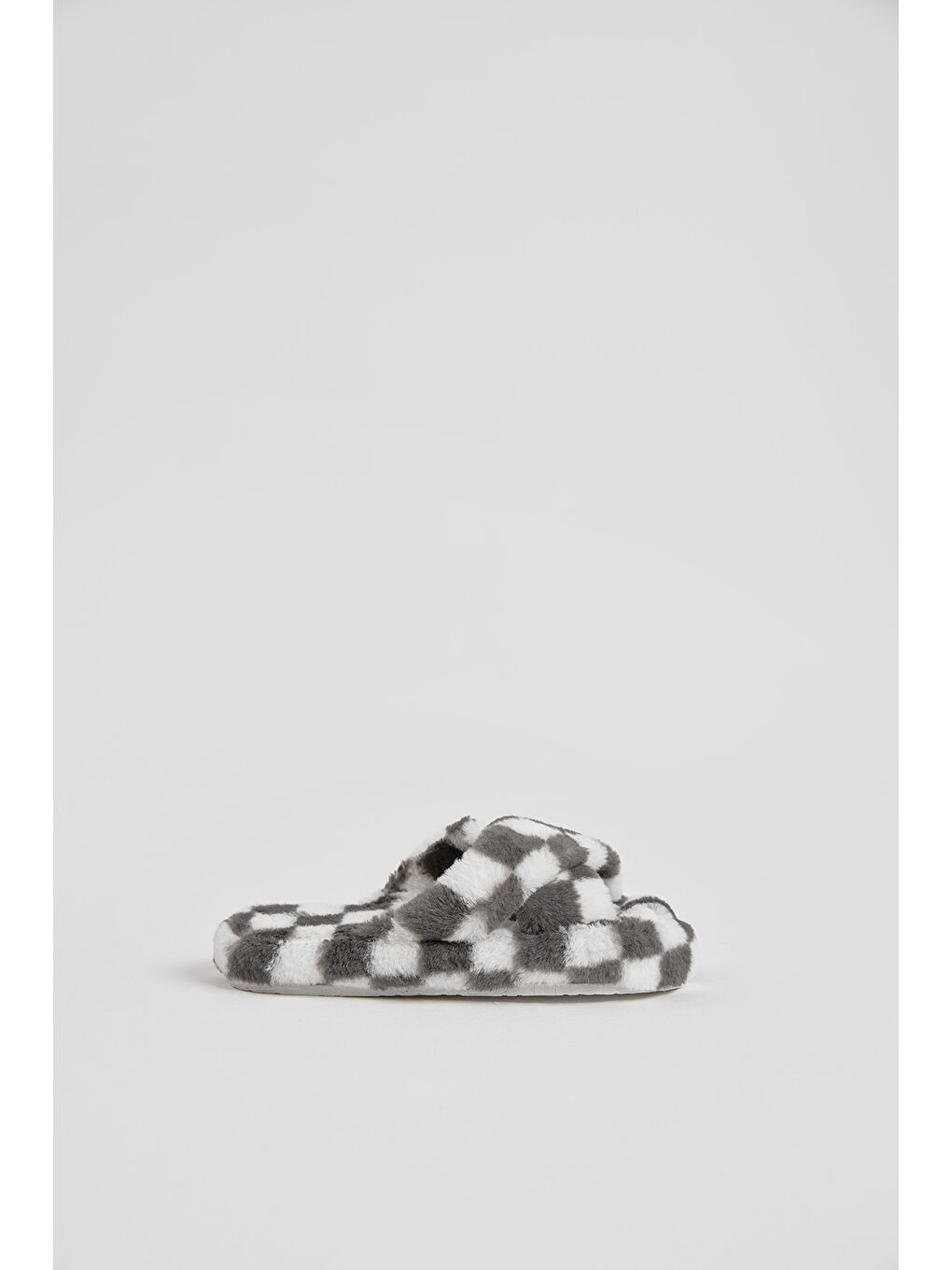 Gri Kadın Füme Kroko Desenli Çapraz Pelüş Ev Terliği-1