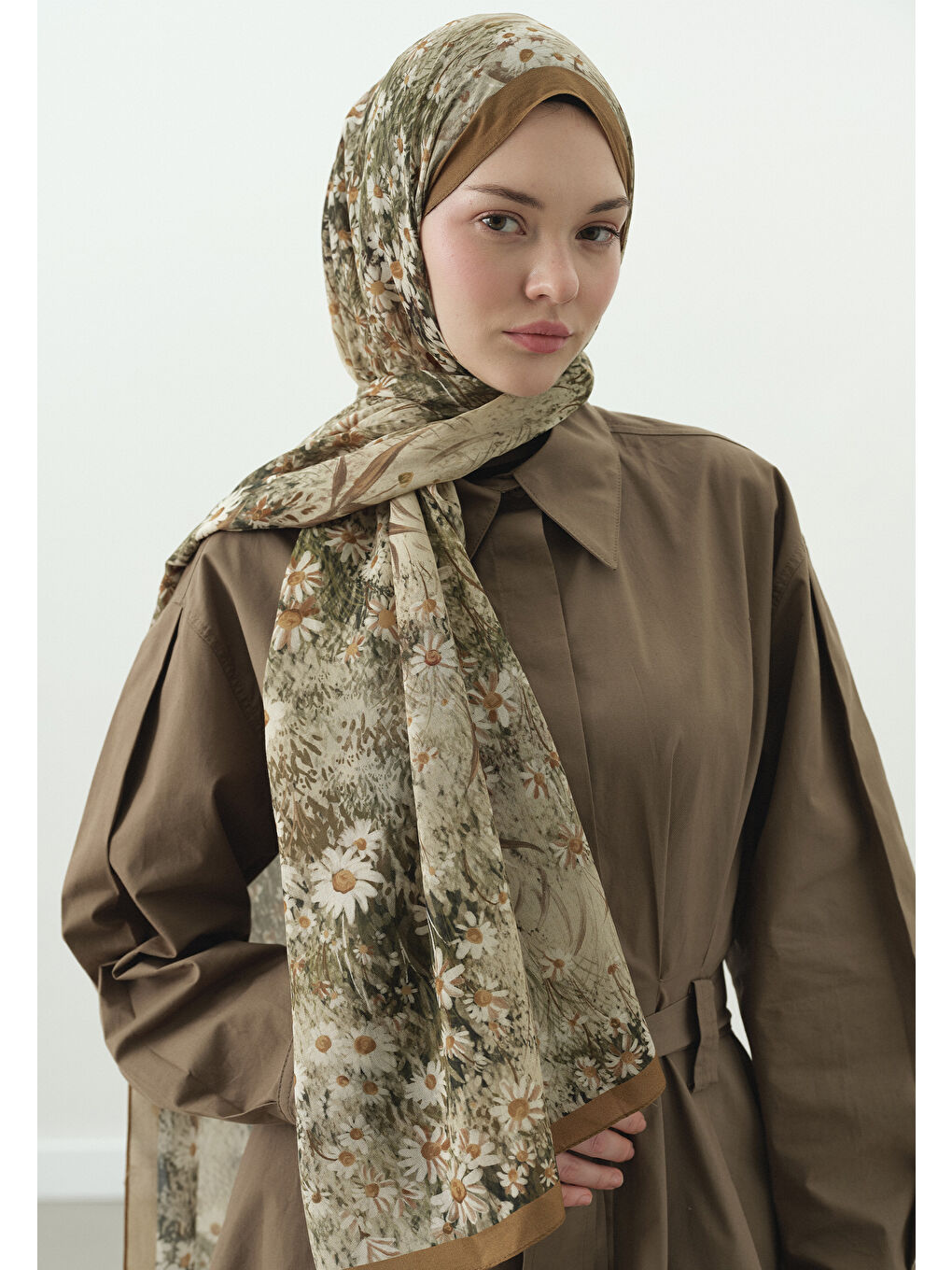 Bej TINY DAISY DESENLİ PAMUK VİSKON ŞAL BEJ-2