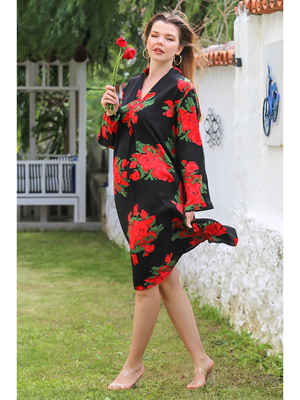 Siyah-Kırmızı V Yaka Düğmeli Uzun Kollu Gizli Cepli Allover Baskılı Viskon Dokuma Elbise 115 58