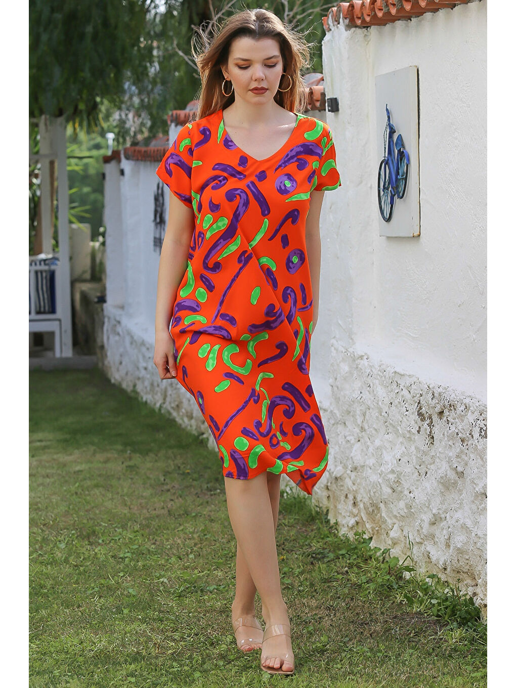 Turuncu V Yaka Düşük Kol Allover Baskılı Casual Viskon Dokuma Elbise 115 66-3