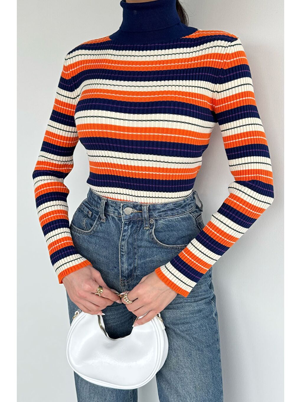 Lacivert Kadın Boğazlı Çizgi Desenli Triko Bluz