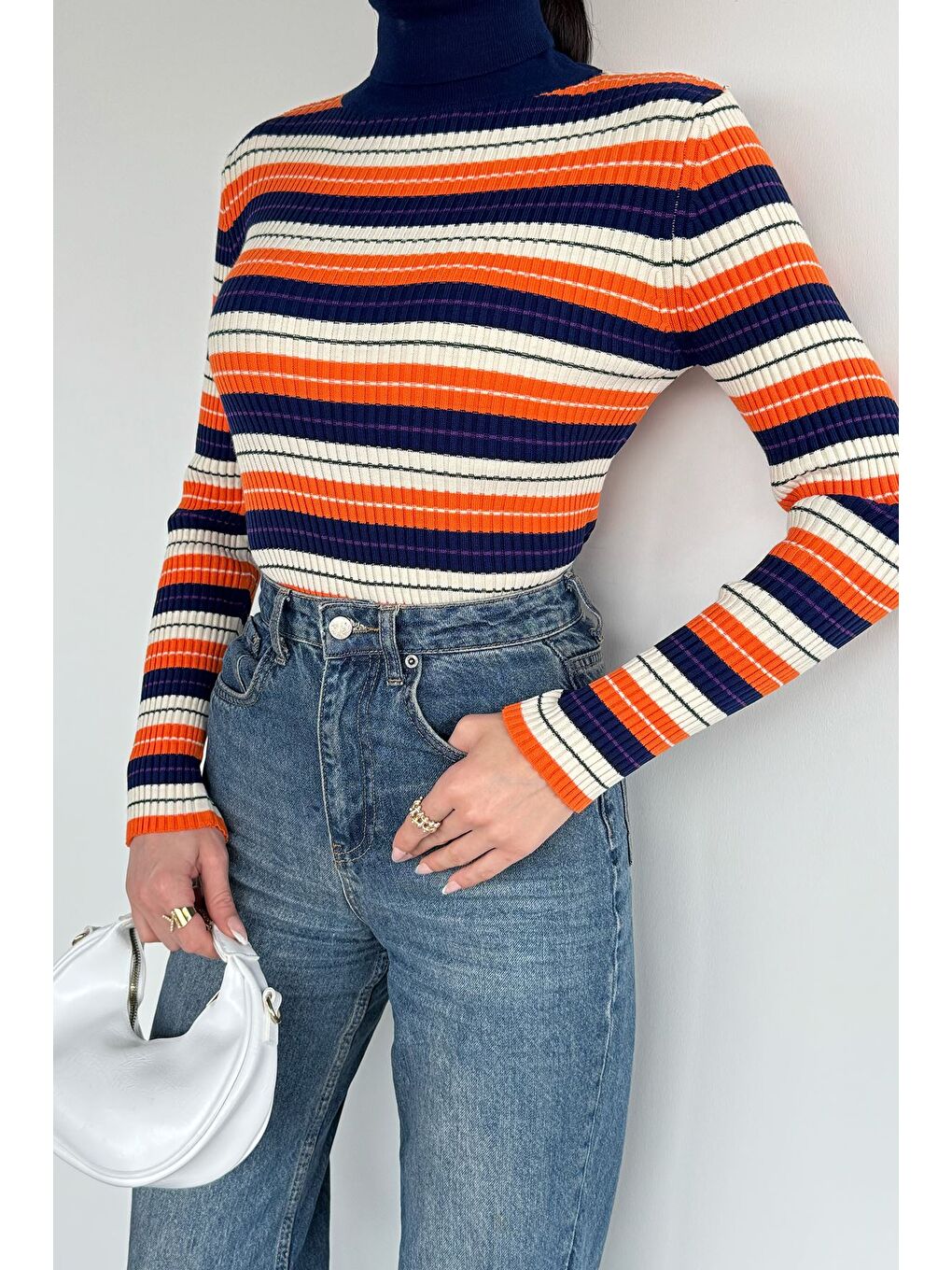 Lacivert Kadın Boğazlı Çizgi Desenli Triko Bluz-2