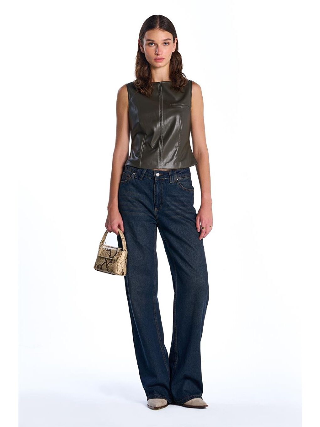 Sherin Lacivert Straight Fit Jean