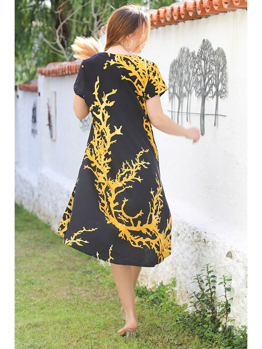 Siyah V Yaka Düşük Kol Allover Baskılı Casual Viskon Dokuma Elbise 115 66-5