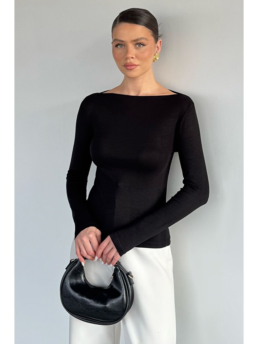 Siyah Kadın Elastanlı Kayık Yaka Body Bluz-1