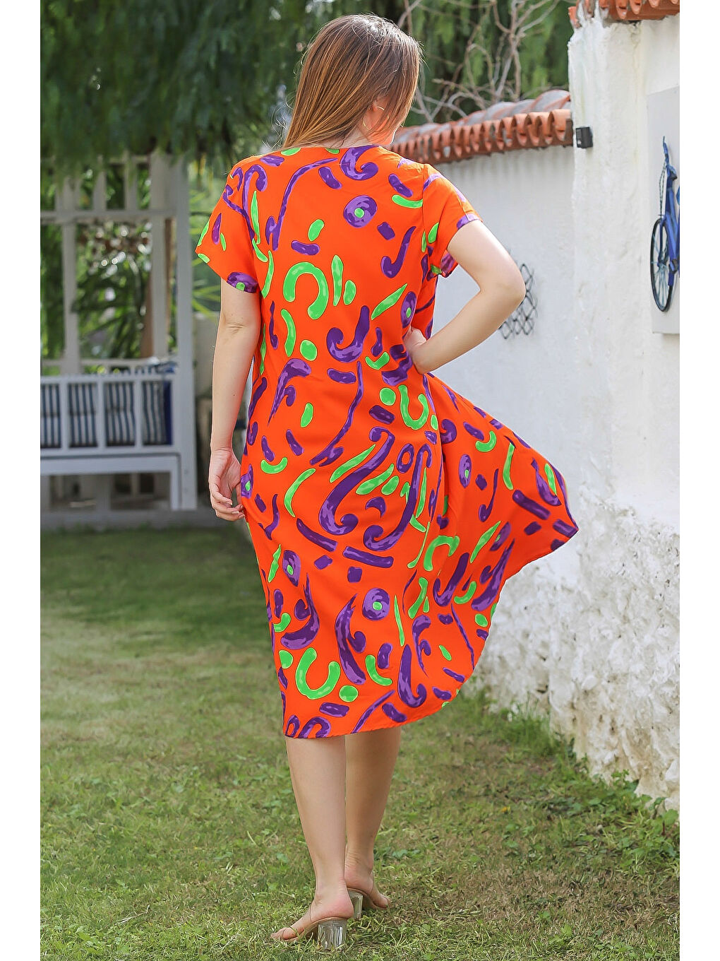 Turuncu V Yaka Düşük Kol Allover Baskılı Casual Viskon Dokuma Elbise 115 66-6