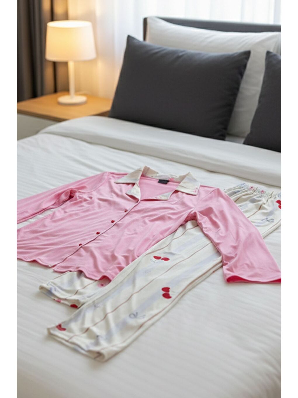 Pembe Boyraz Kadın Ön Düğmeli Kiraz Baskılı Pijama Takımı-2