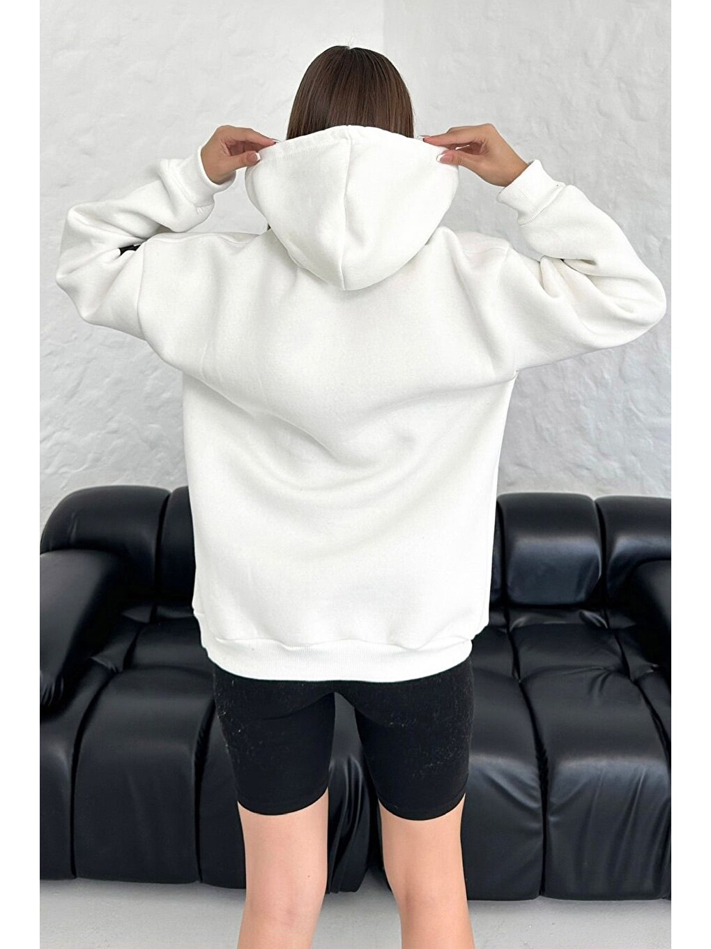 Ekru Harlem Baskılı Kapüşonlu Oversize Sweatshirt-1