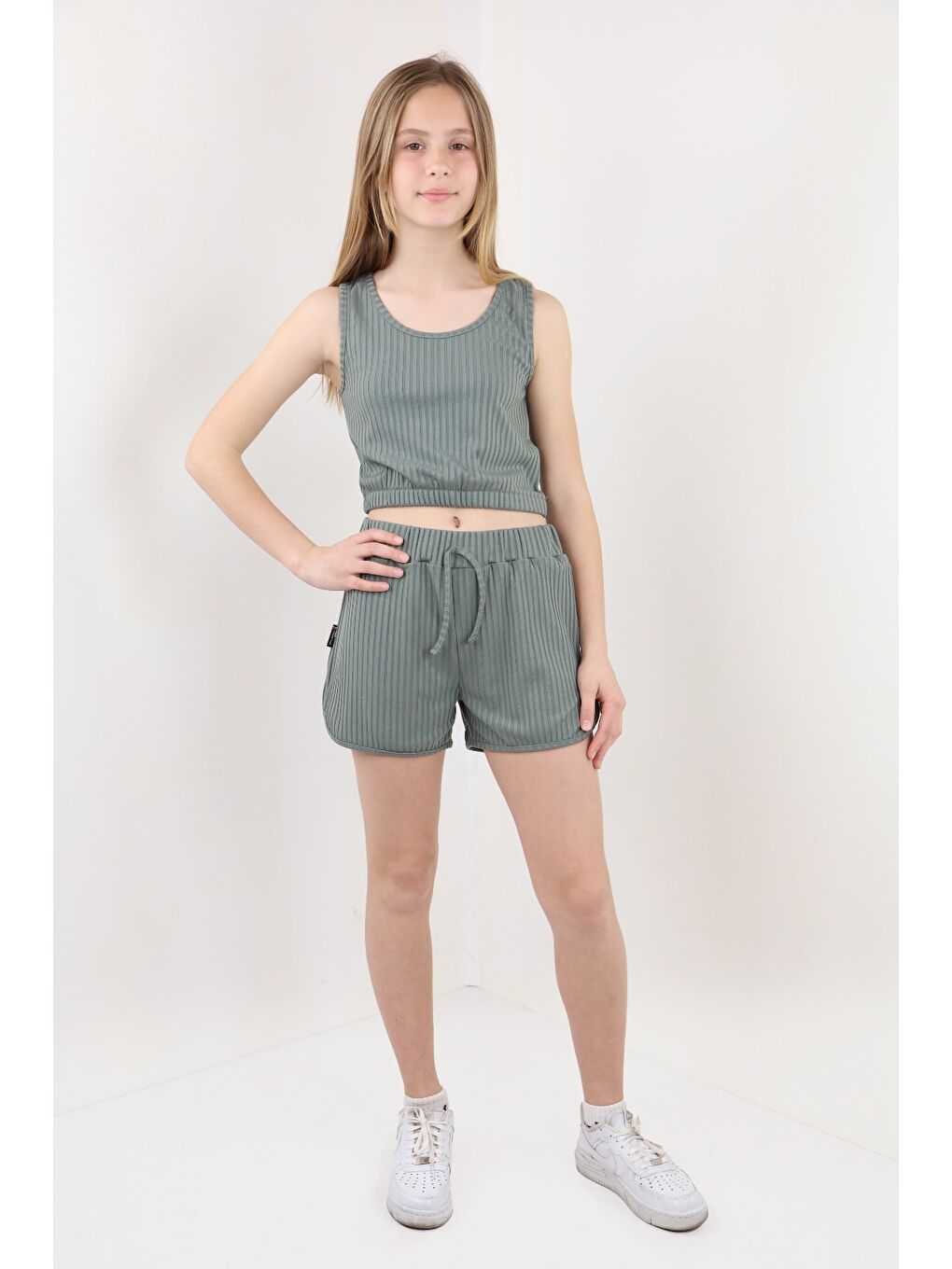 Haki Kız Çocuk Şortlu Takım