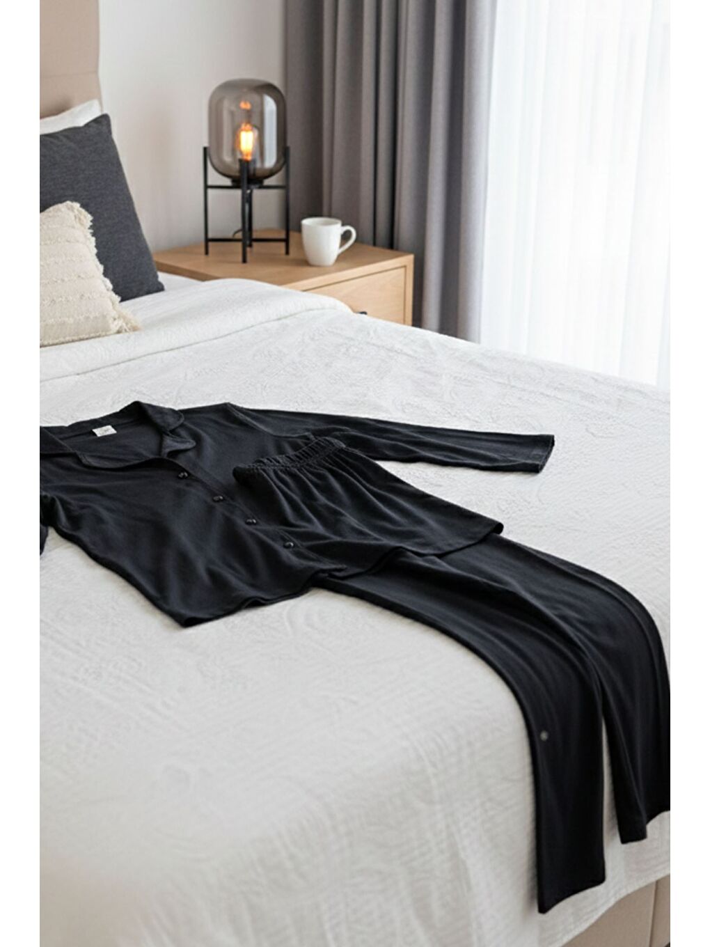 Siyah Kadın Ön Düğmeli Düz Renk Pijama Takımı-2