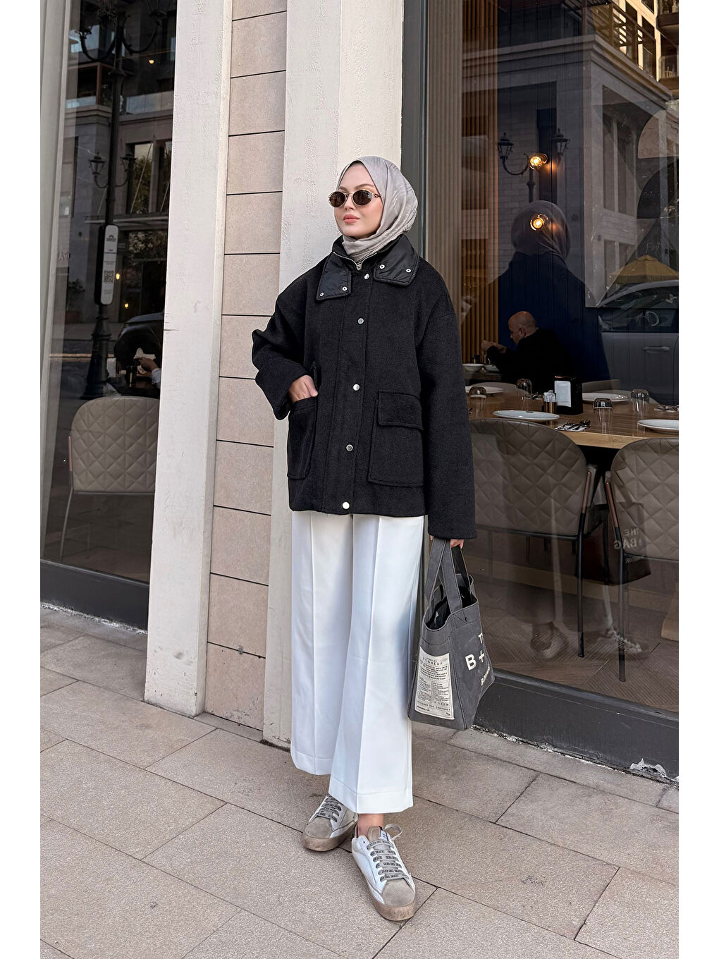 Kadın Yakası Lastik Detaylı Ceket Siyah-3