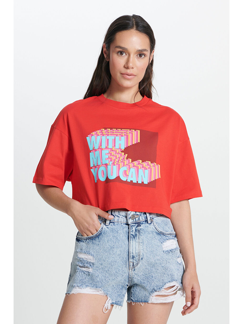 Loose Fit Rahat Kesim %100 Pamuk Bisiklet Yaka Kırmızı Crop Tişört