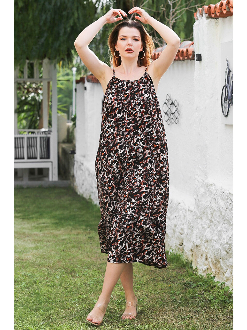 Kahverengi Leopar Desenli Gizli Cepli Eteği Fırfırlı Ayarlanabilir Askılı Dokuma Elbise 128 66-1