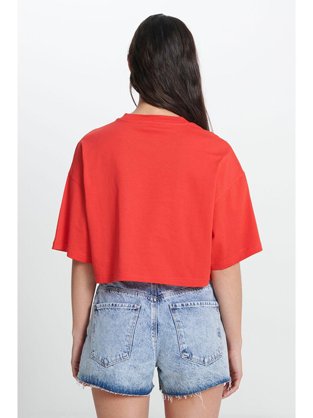 Loose Fit Rahat Kesim %100 Pamuk Bisiklet Yaka Kırmızı Crop Tişört-4