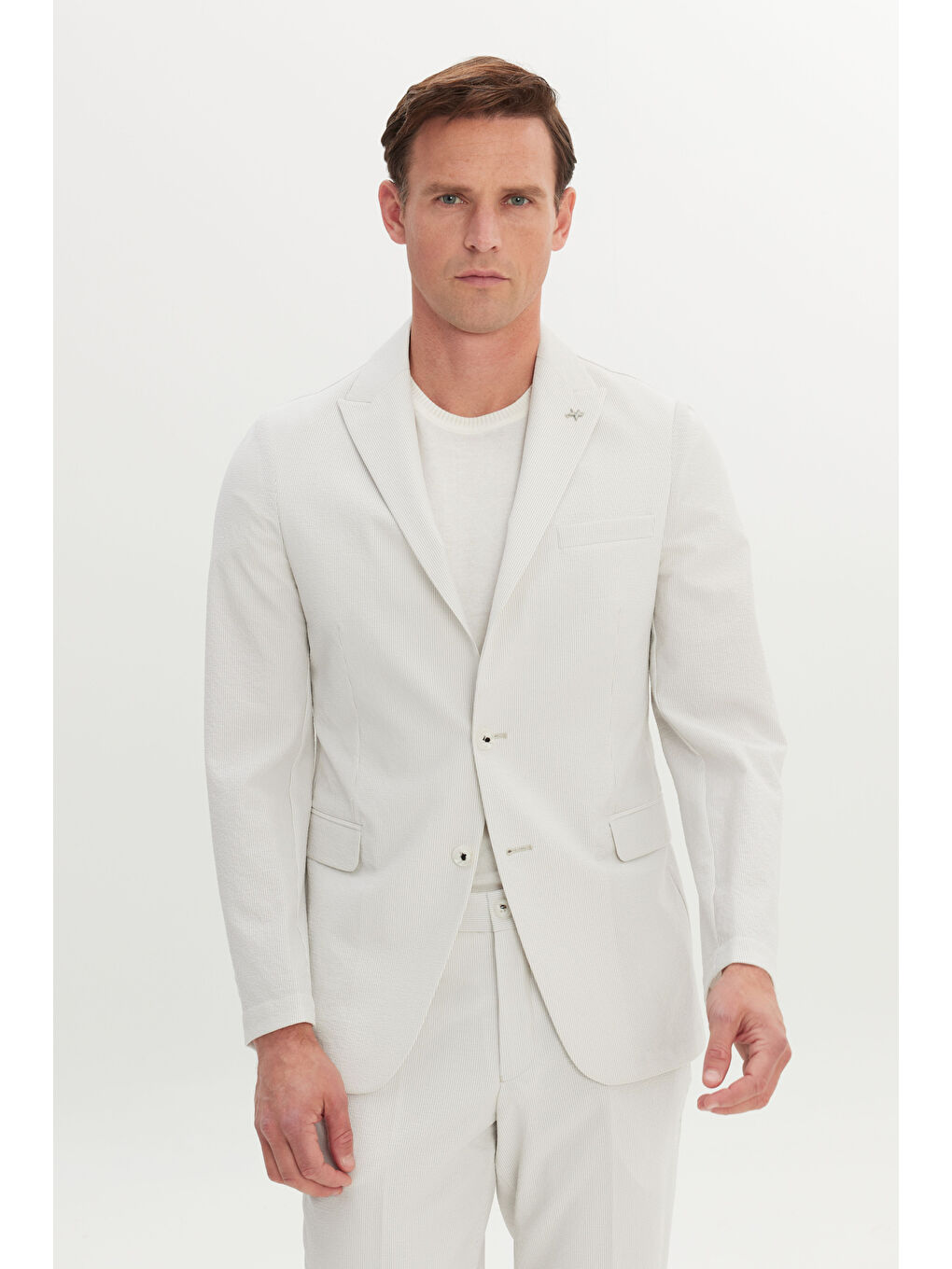 Erkek Ekru Slim Fit Dar Kesim Kırlangıç Yaka Gofre Desenli Takım Elbise-1