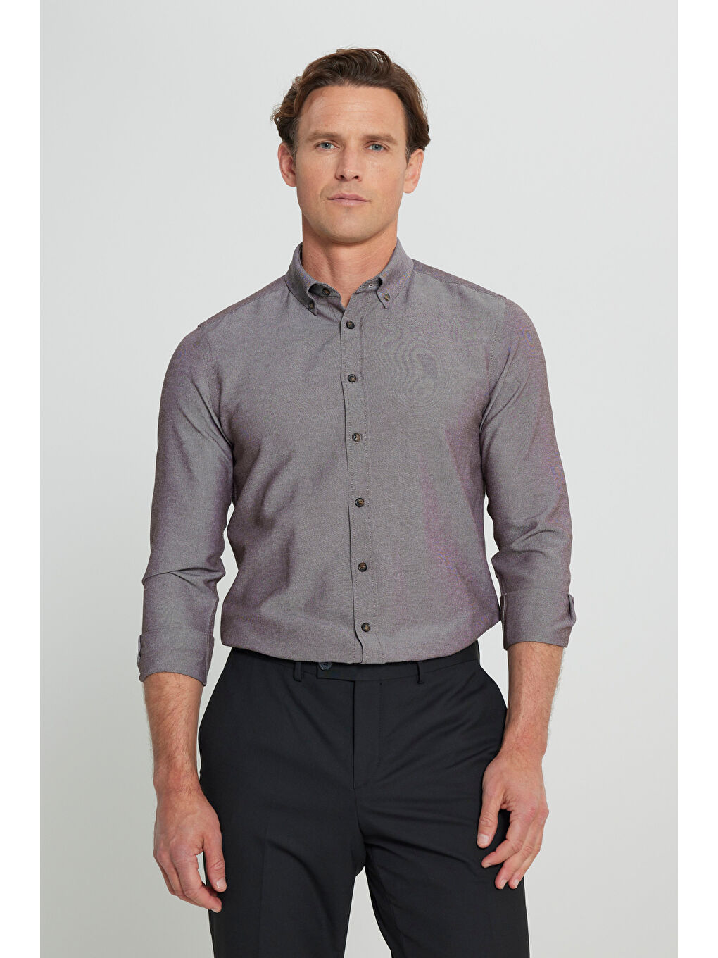 Erkek Kahverengi Tailored Slim Fit Dar Kesim Düğmeli Yaka Oxford Gömlek