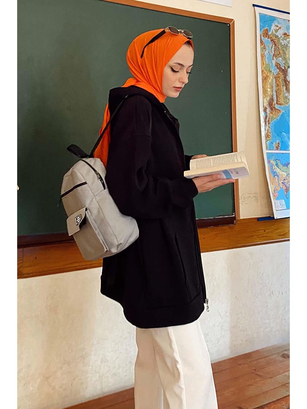 Ön Fermuar Detaylı Hırka Siyah