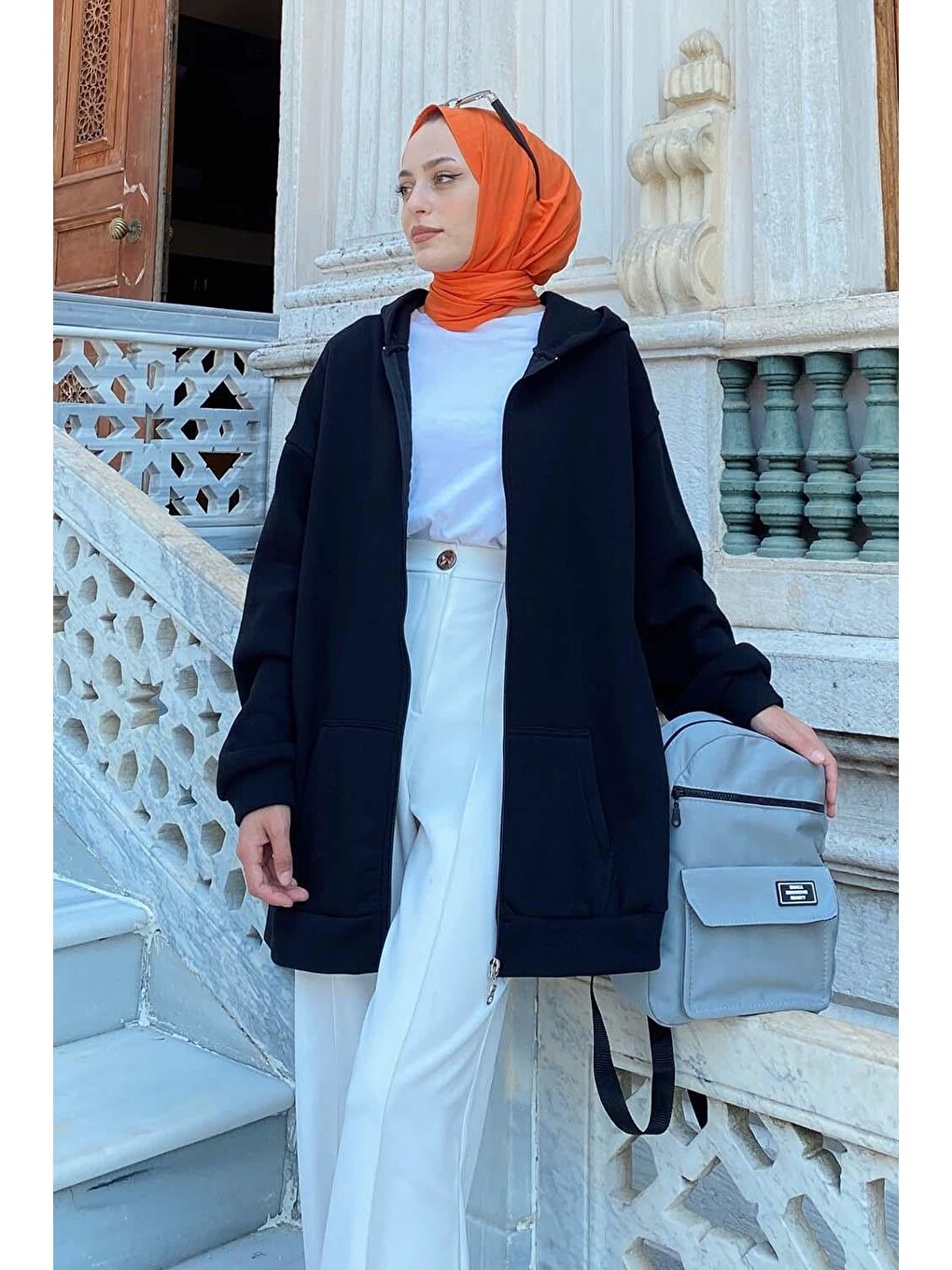 Ön Fermuar Detaylı Hırka Siyah-2