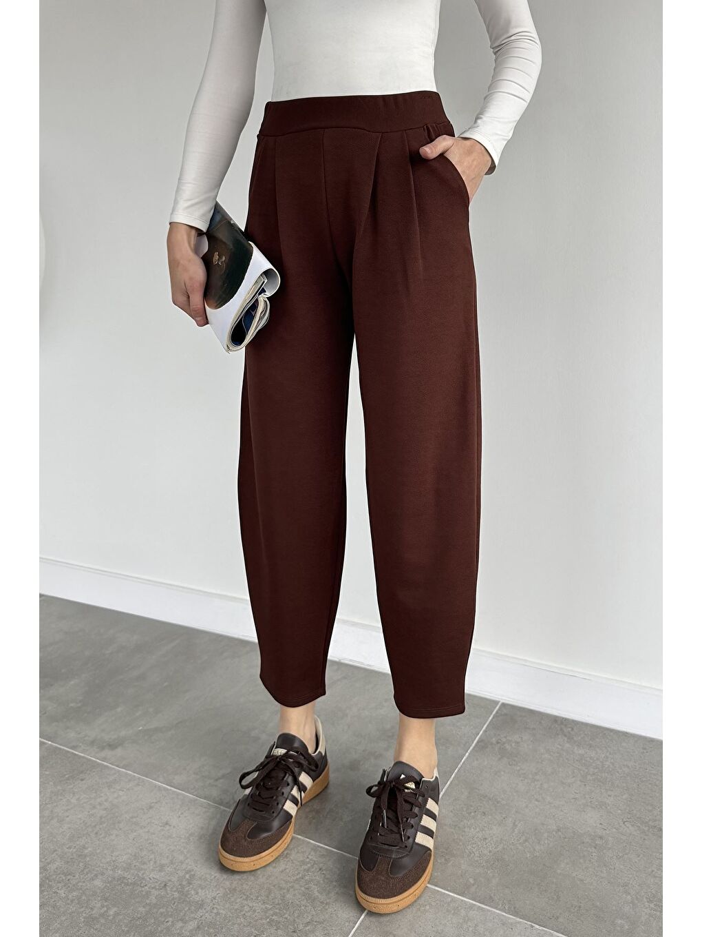 Kahverengi Kadın Cepli Havuç Pantolon-1