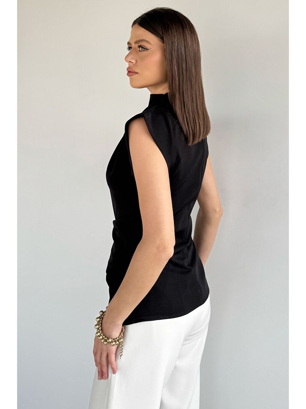 Siyah Kadın Dik Yaka Bel Ve Omuz Drapeli Kemer Detaylı Bluz-3