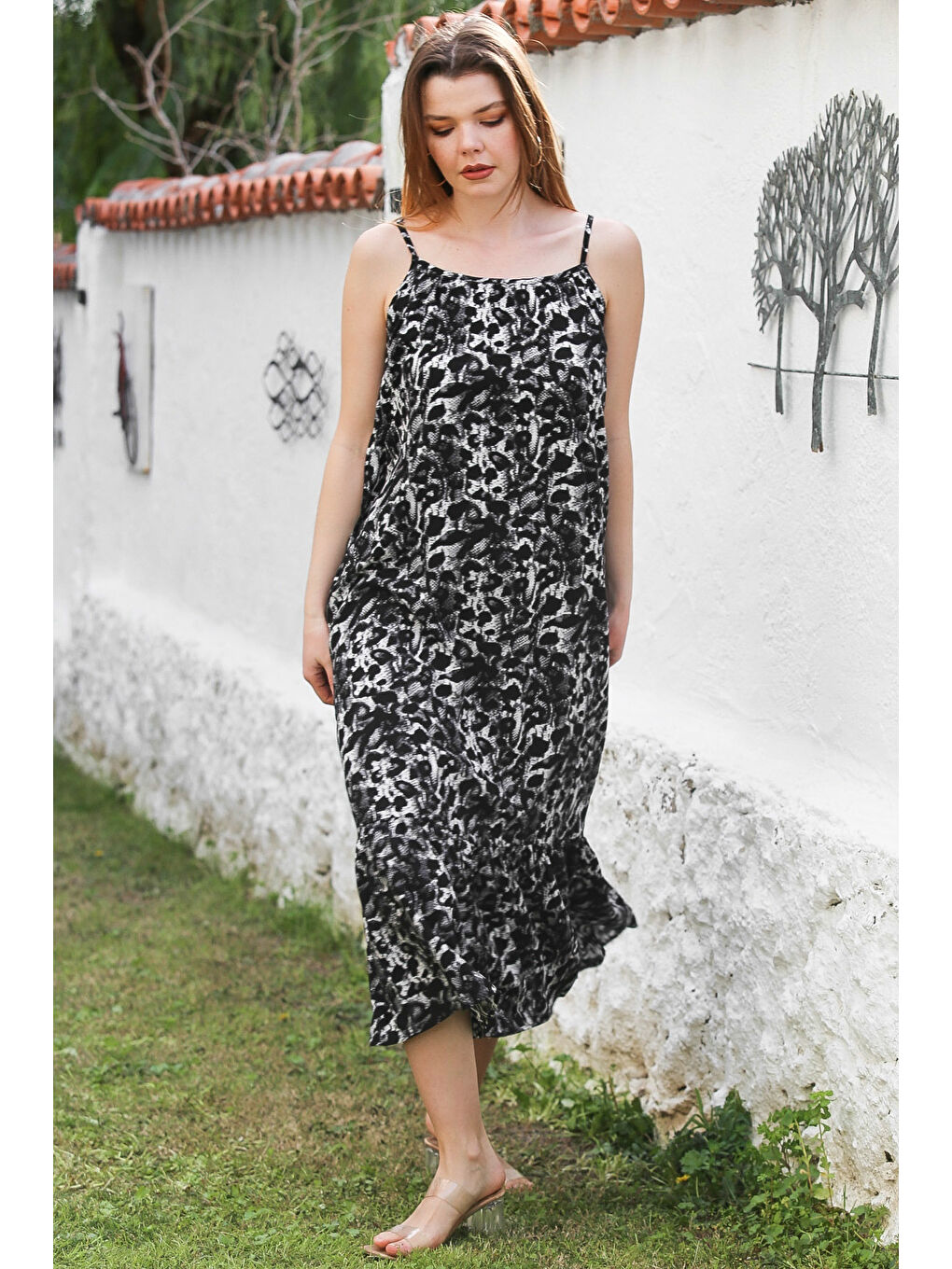 Siyah Leopar Desenli Gizli Cepli Eteği Fırfırlı Ayarlanabilir Askılı Dokuma Elbise 128 66-2