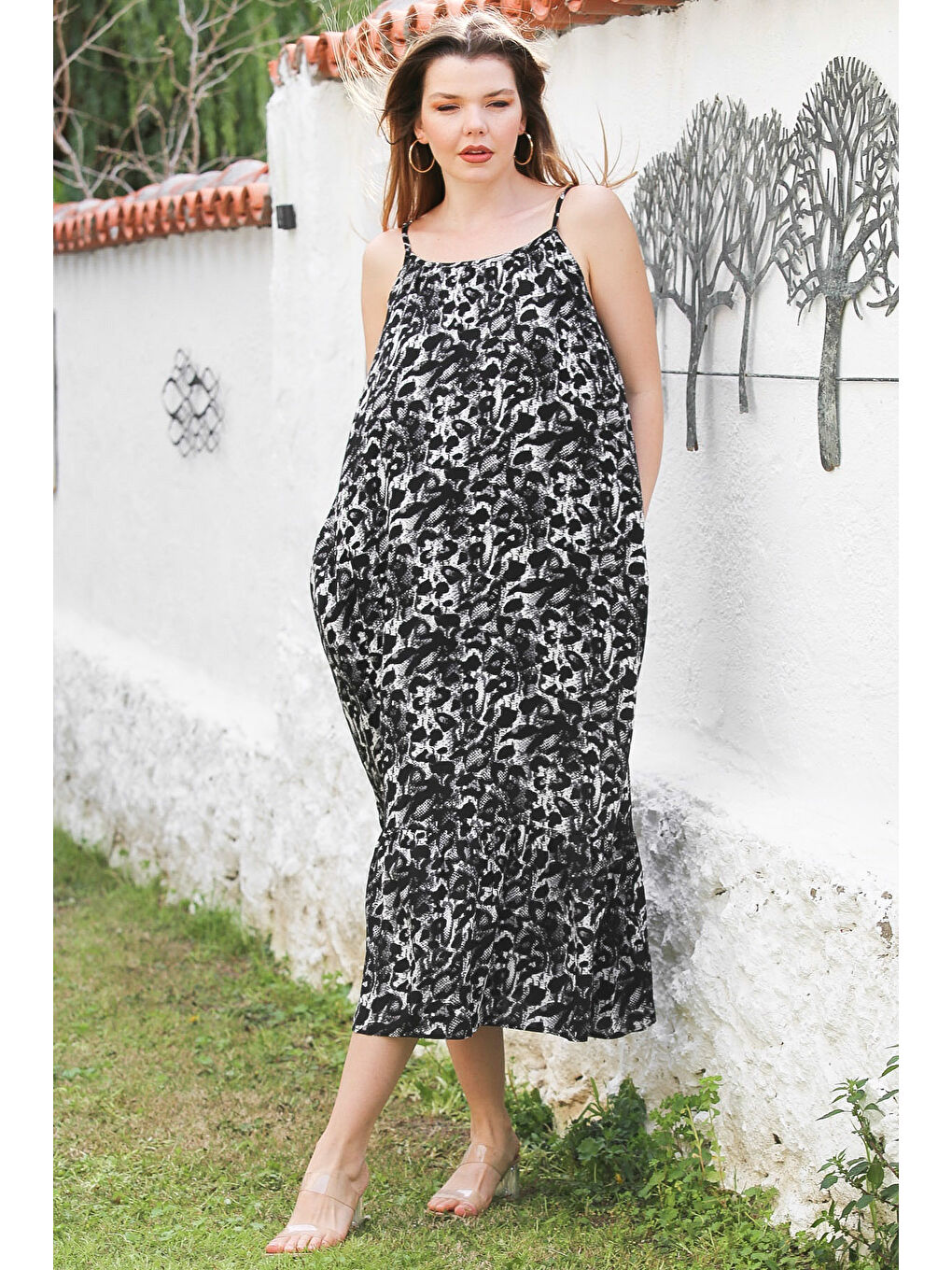 Siyah Leopar Desenli Gizli Cepli Eteği Fırfırlı Ayarlanabilir Askılı Dokuma Elbise 128 66-7