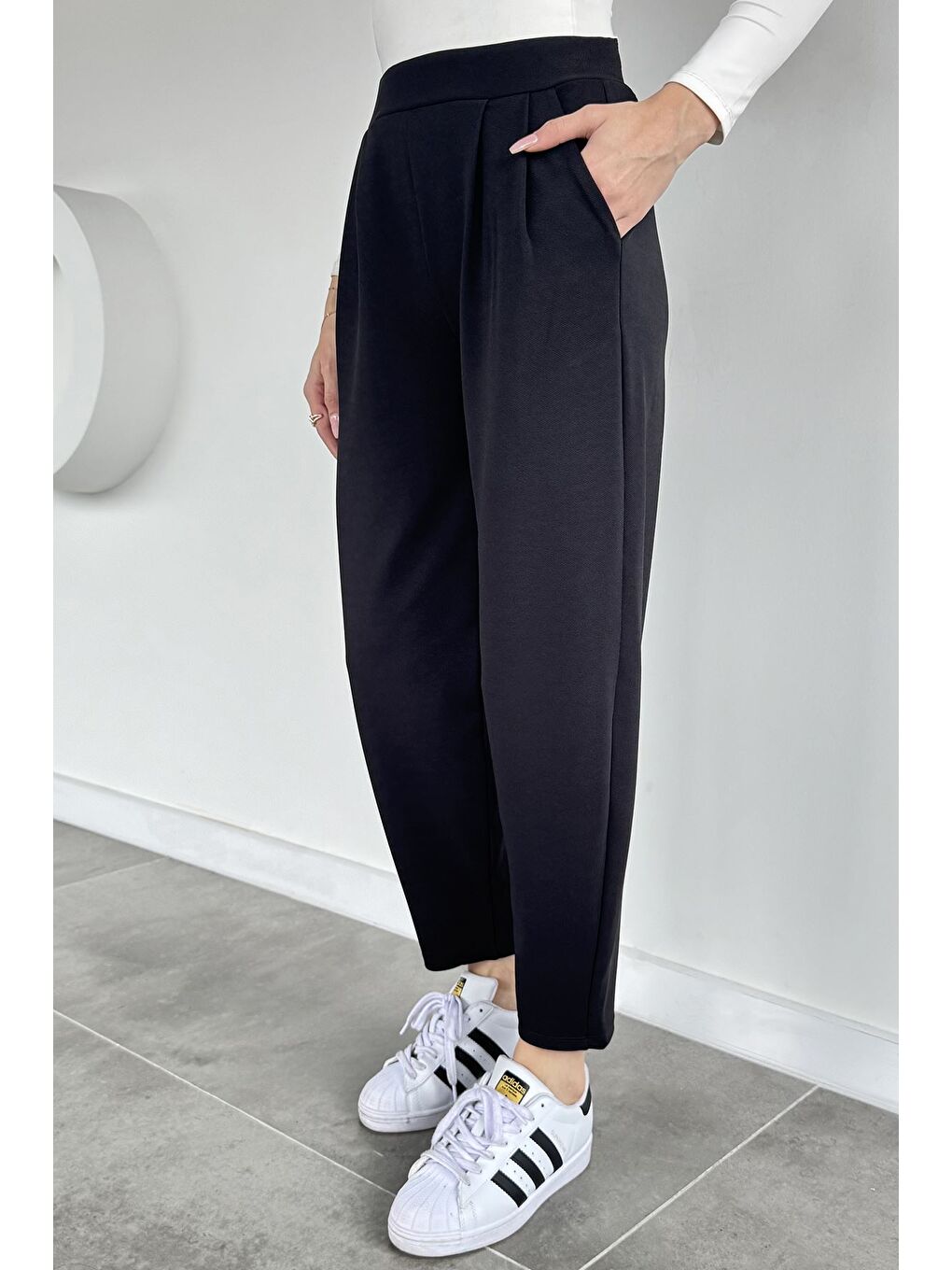 Siyah Kadın Cepli Havuç Pantolon-1