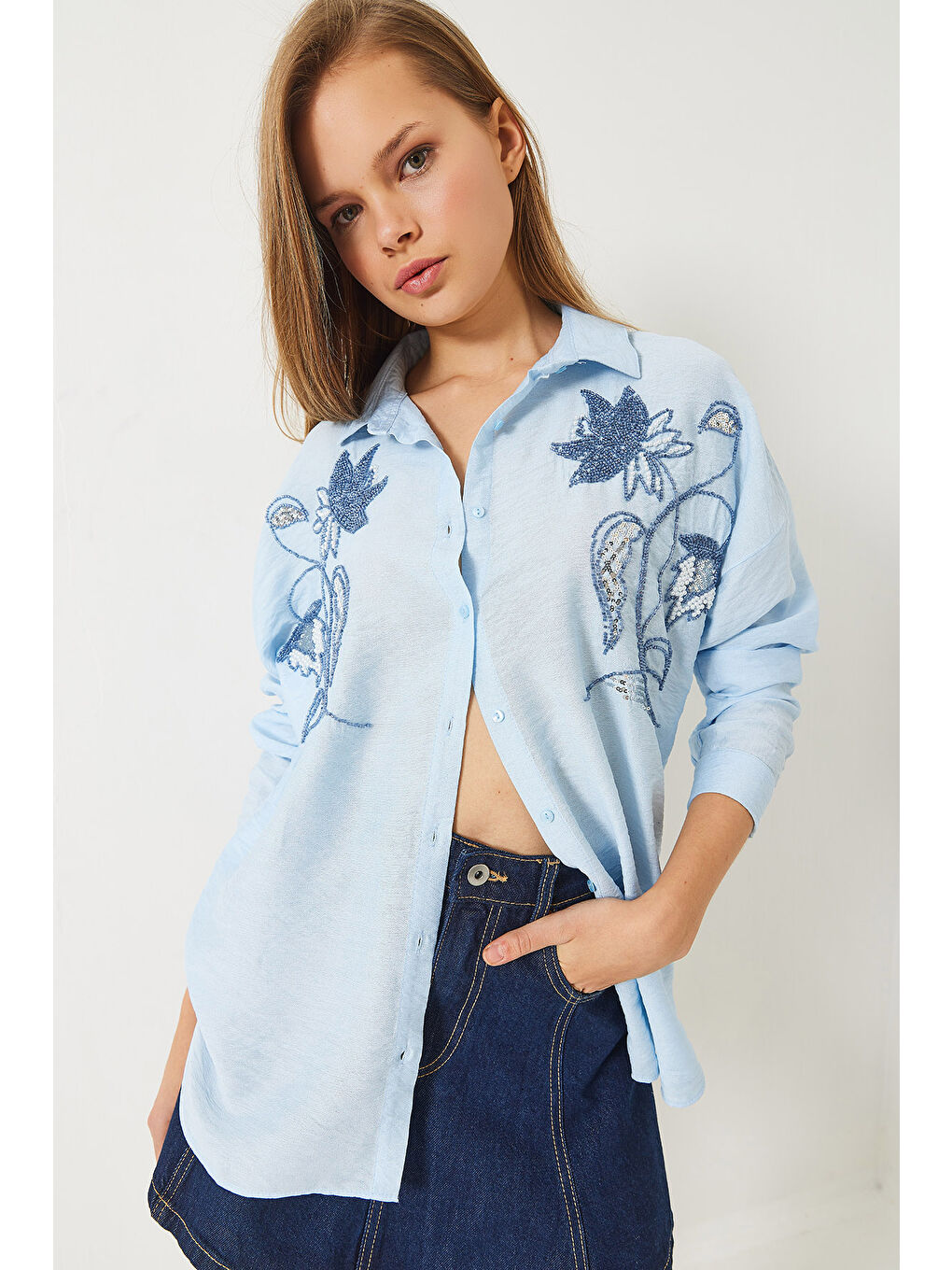 Mavi Kadın Boncuk Taş Nakış İşlemeli Aerobin Oversize Gömlek-5