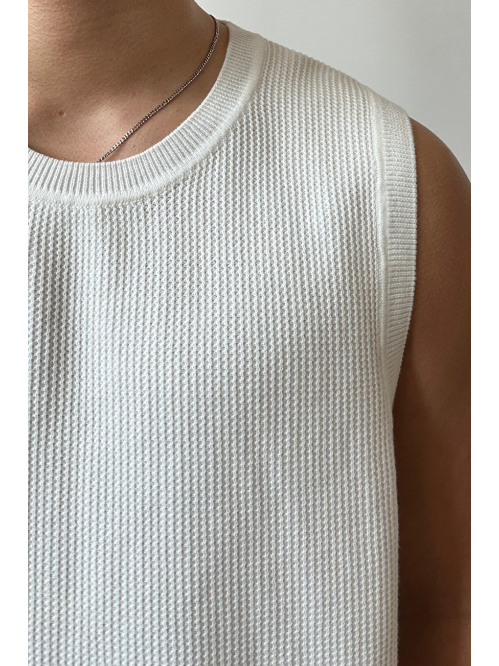 Beyaz Erkek Bisiklet Yaka Oversize Süveter-1