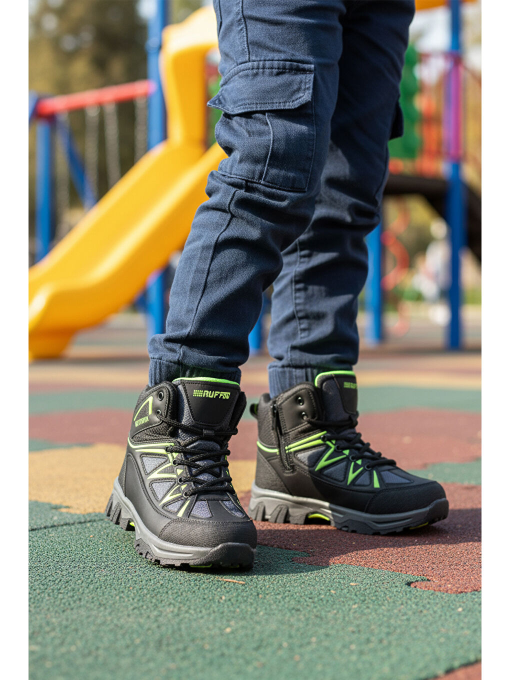 Siyah Gri Polarlı Kaymaz Unisex Çocuk Outdoor Bot 2301 F-2