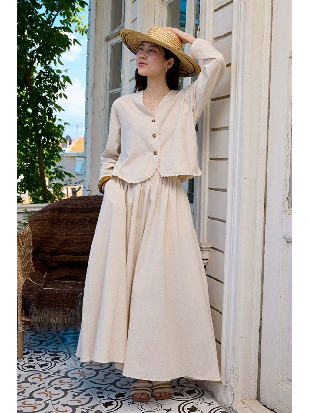 Ekru Organik Keten Dantel Detay Ceket   Balon Etek Takım