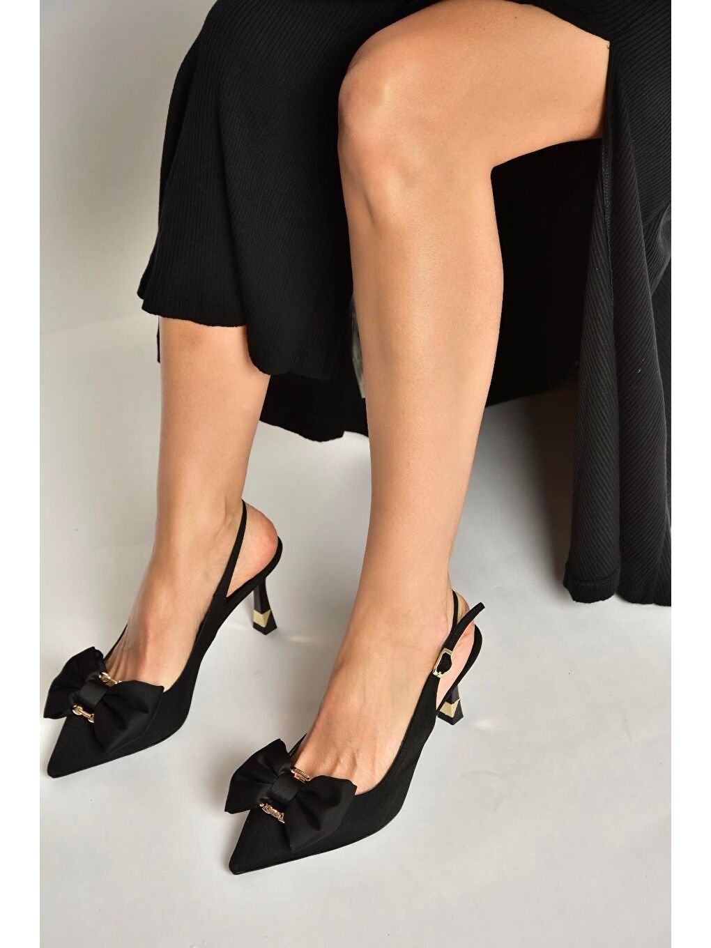 Siyah Kadın Topuklu Ayakkabı Y308203704-3