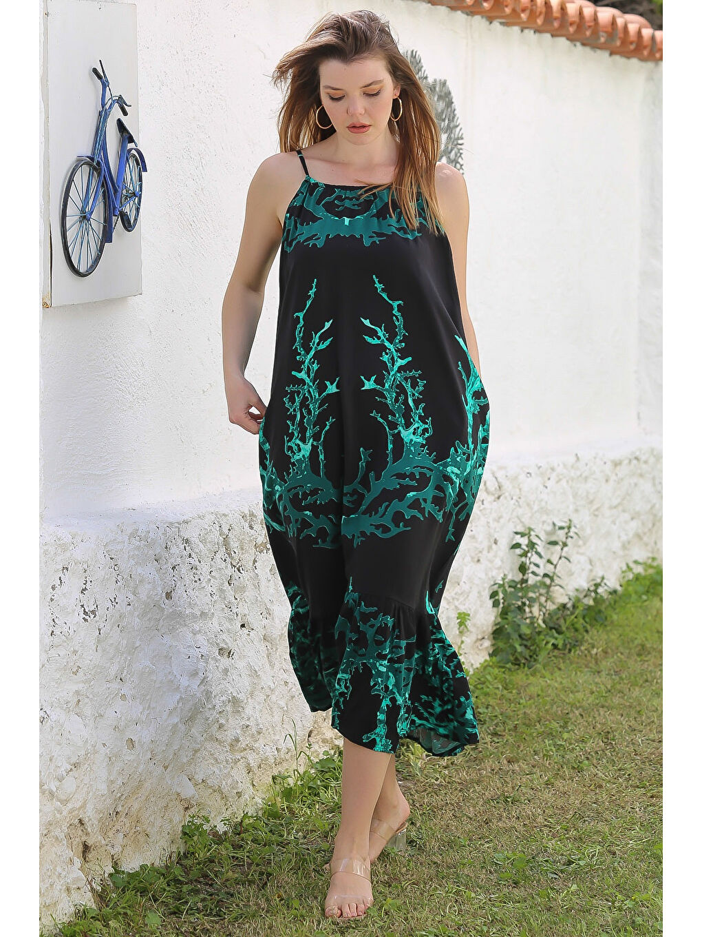 Siyah Gizli Cepli Eteği Fırfırlı Ayarlanabilir Askılı Casual Viskon Dokuma Elbise 128 66-3