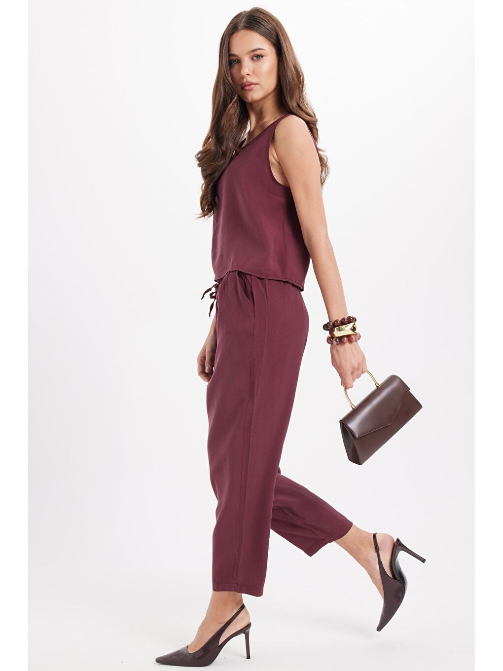 Kadın Standart Fit Normal Kesim Elastanlı Bisiklet Yaka Bluz Geniş Paça Bordo Pantolon Takım-1