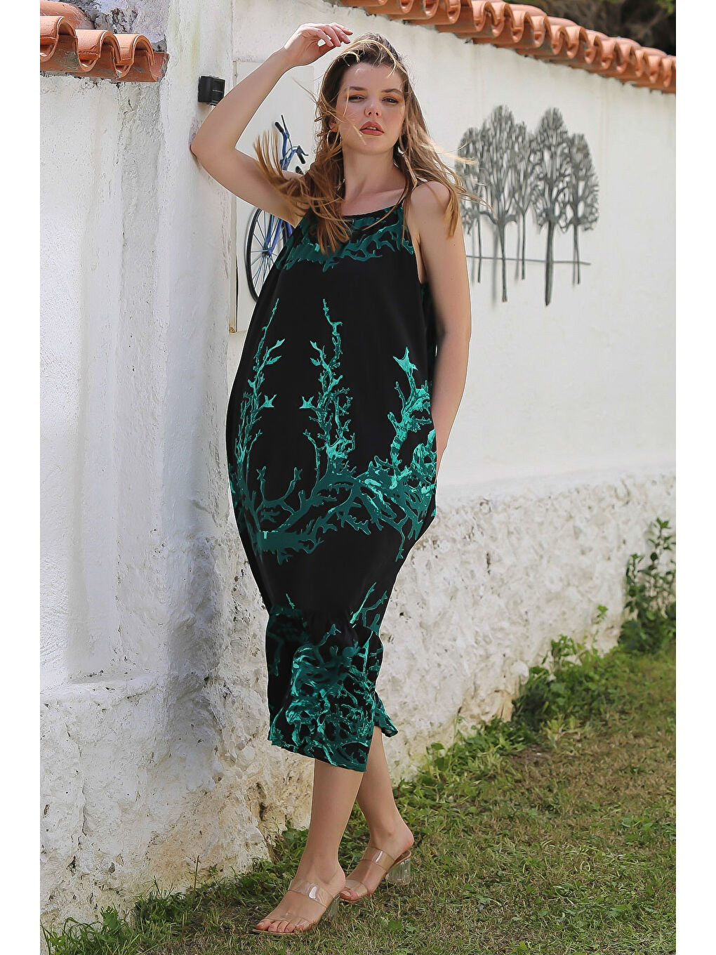 Siyah Gizli Cepli Eteği Fırfırlı Ayarlanabilir Askılı Casual Viskon Dokuma Elbise 128 66-5