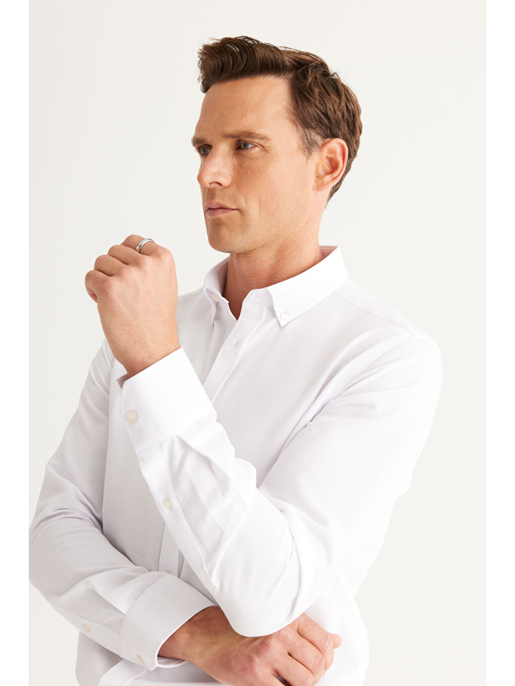 Erkek Beyaz Tailored Slim Fit Dar Kesim Düğmeli Yaka Oxford Gömlek-4