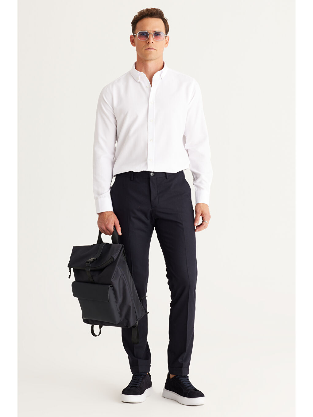 Erkek Beyaz Tailored Slim Fit Dar Kesim Düğmeli Yaka Oxford Gömlek-5