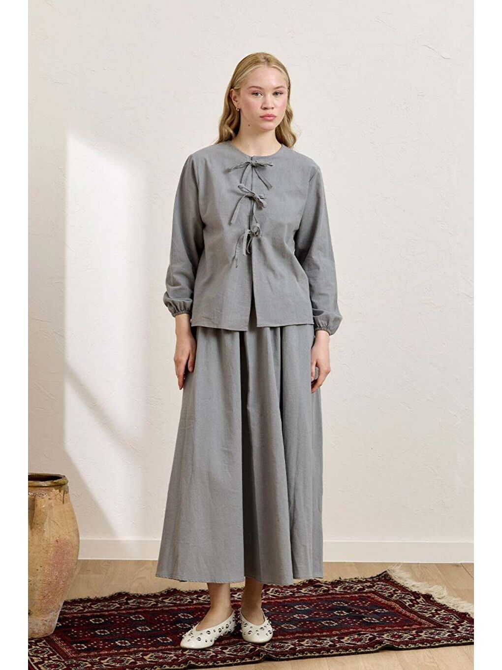Gri Üç Fiyonklu Organik Keten Bluz   Balon Etek Takım-1