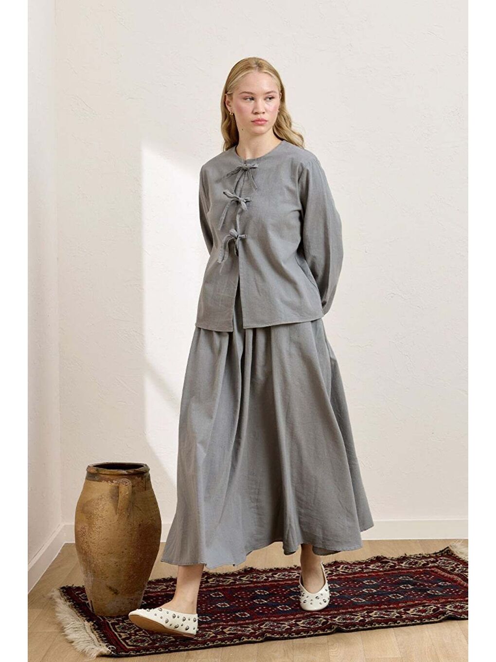 Gri Üç Fiyonklu Organik Keten Bluz   Balon Etek Takım-3