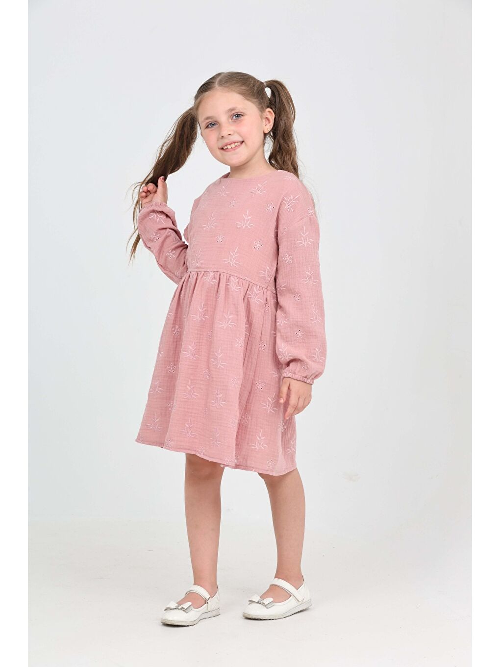 Pembe Kız Çocuk Çiçek Nakışlı Elbise-2