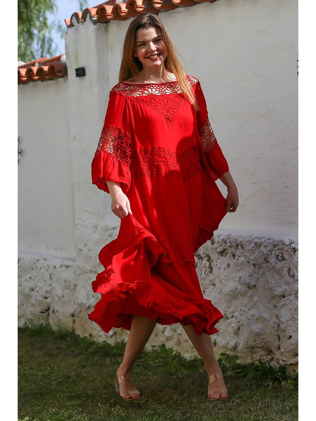 Kırmızı Kayık Yaka Dantelli Kol Astarlı Etek Ucu Fırfırlı Casual Viskon Dokuma Elbise 125 62-1