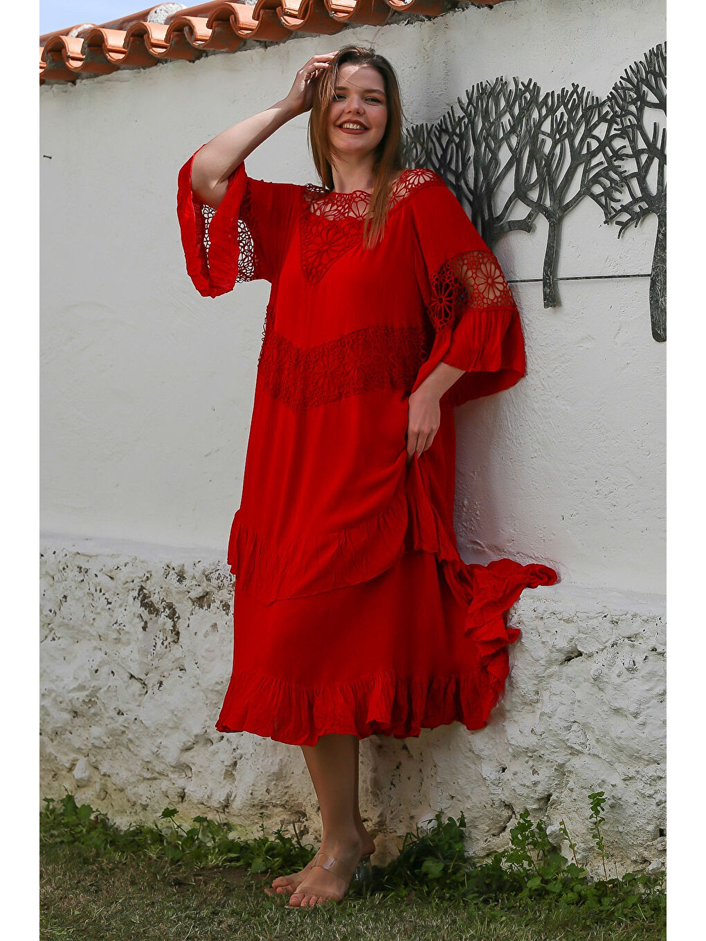 Kırmızı Kayık Yaka Dantelli Kol Astarlı Etek Ucu Fırfırlı Casual Viskon Dokuma Elbise 125 62-5