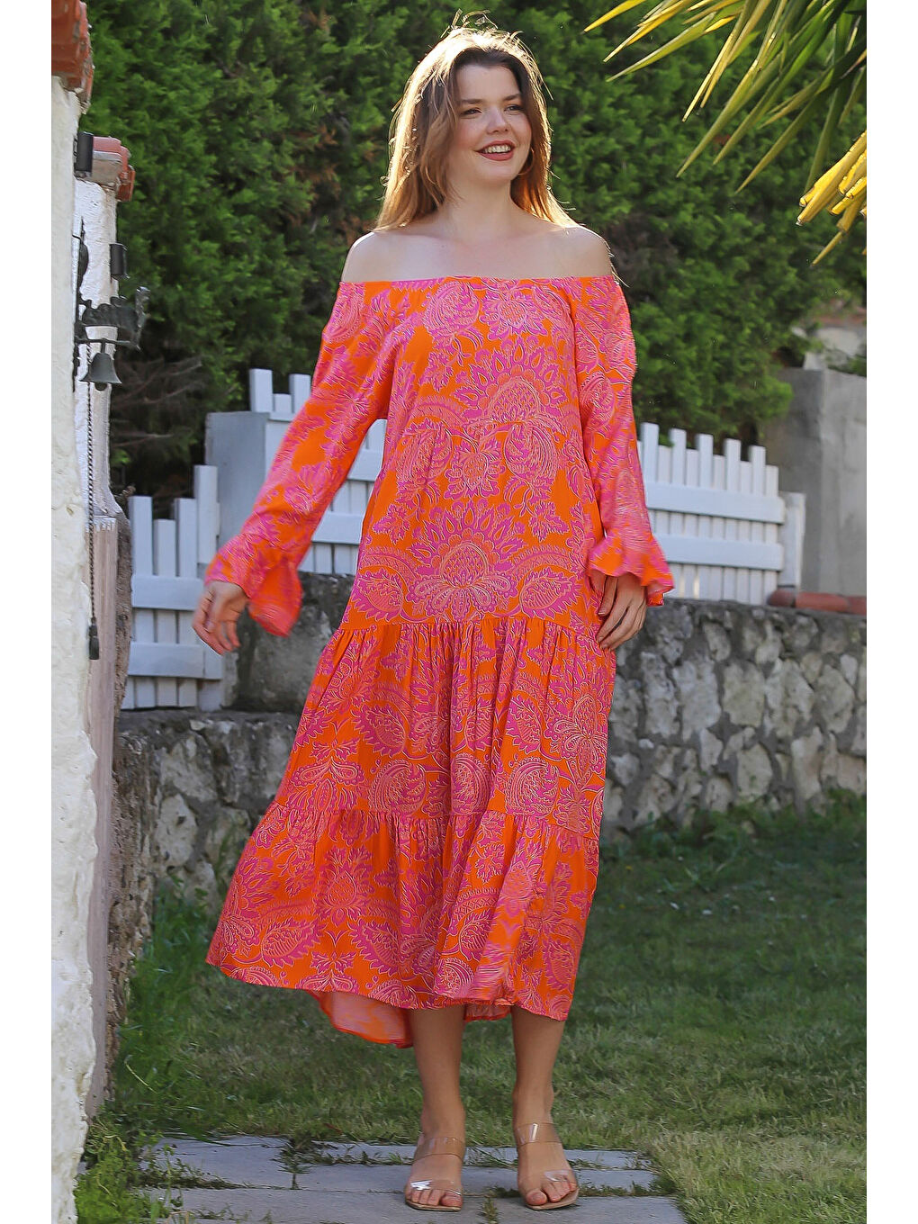 Turuncu Carmen Yaka Fırfırlı Kol Etek Ucu Fırfırlı Allover Baskılı Viskon Dokuma Elbise 130 60-1