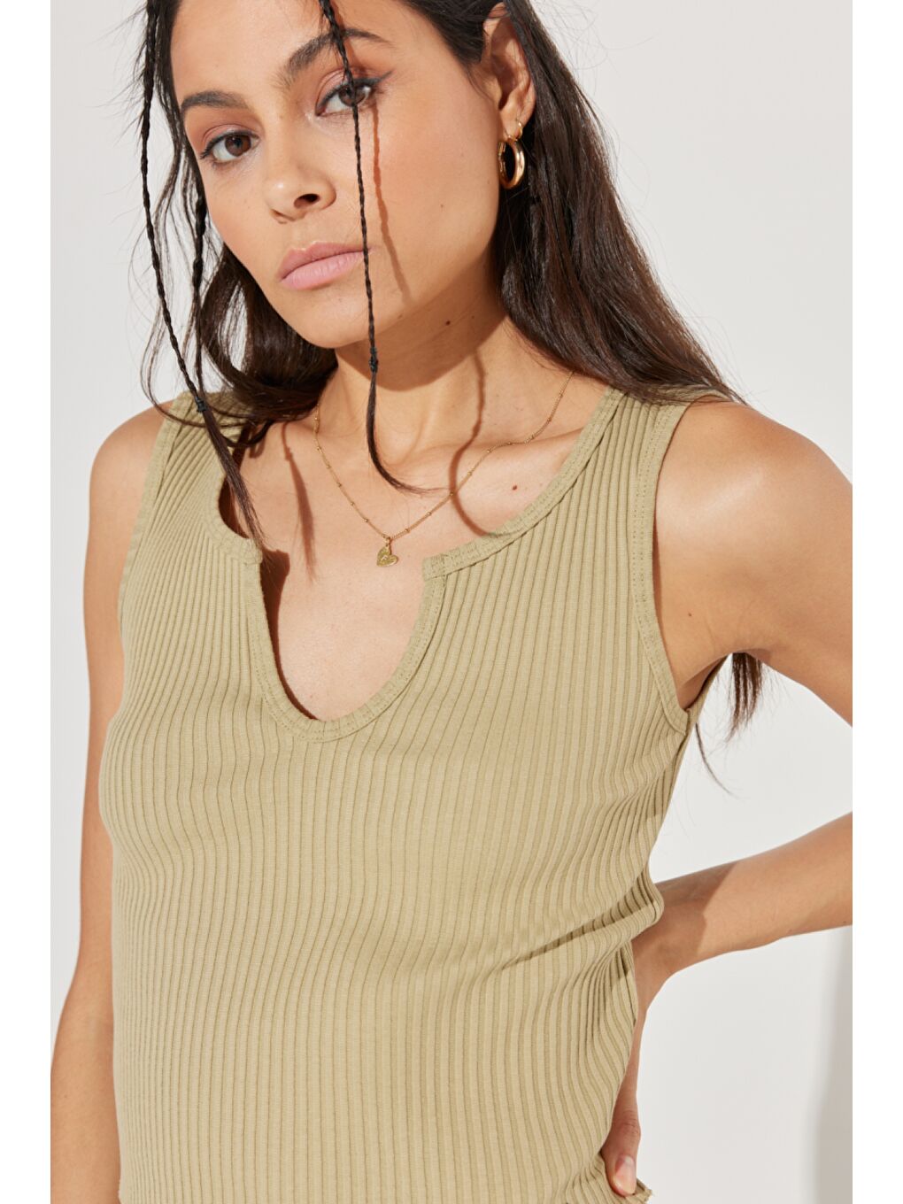 Regular Fit Normal Kesim Bisiklet Yaka Esnek Bej Tişört-3