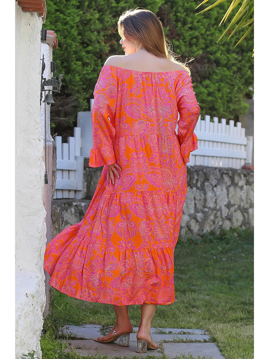 Turuncu Carmen Yaka Fırfırlı Kol Etek Ucu Fırfırlı Allover Baskılı Viskon Dokuma Elbise 130 60-6