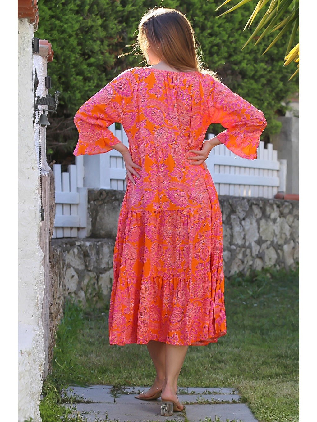 Turuncu Carmen Yaka Fırfırlı Kol Etek Ucu Fırfırlı Allover Baskılı Viskon Dokuma Elbise 130 60-7