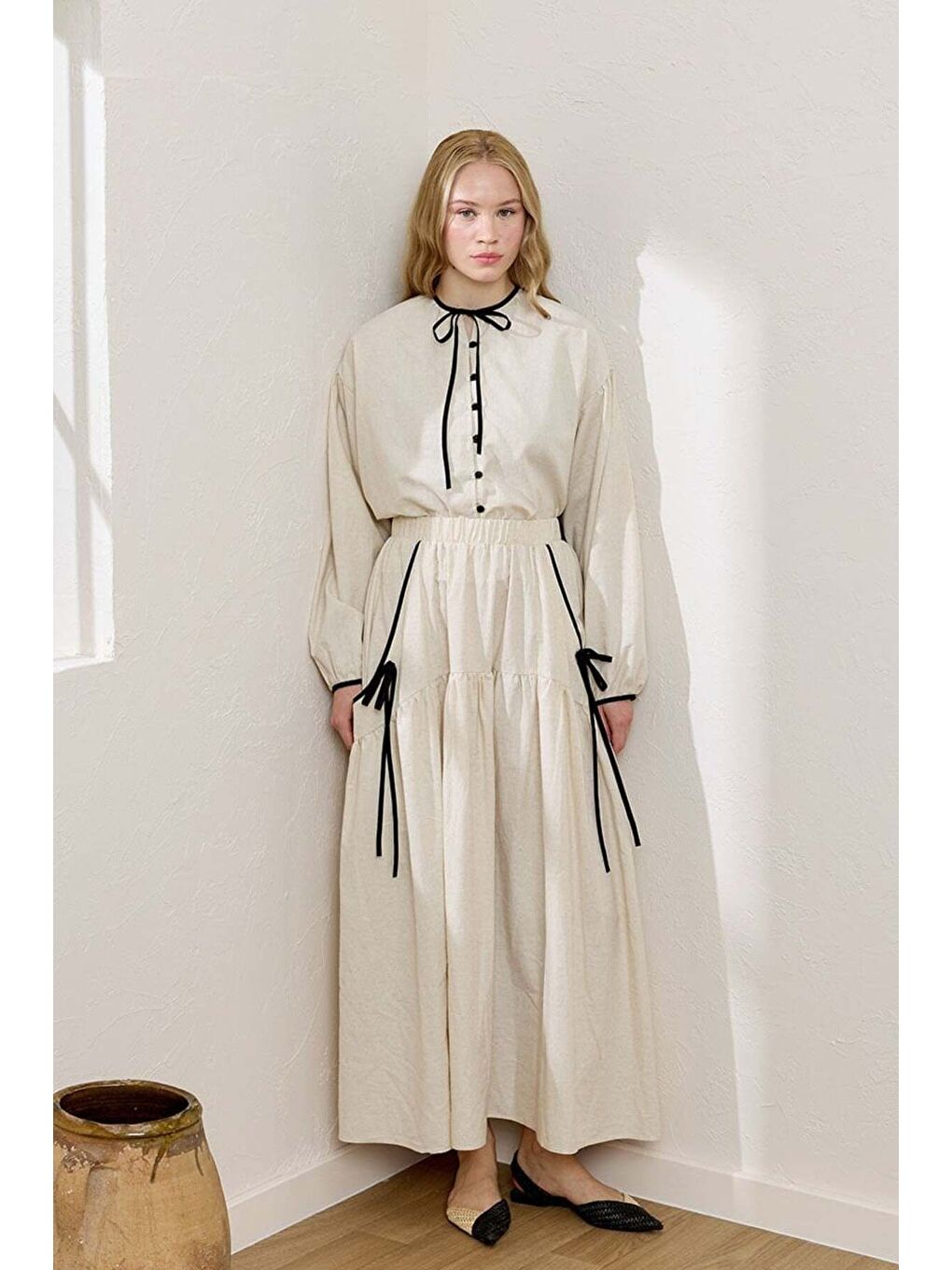 Siyah Biyeli Organik Keten Etek Takım