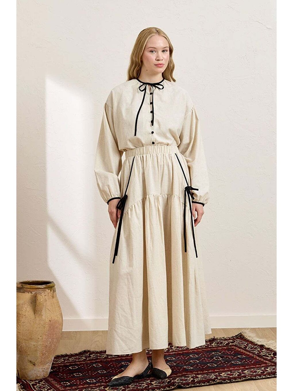 Siyah Biyeli Organik Keten Etek Takım-1