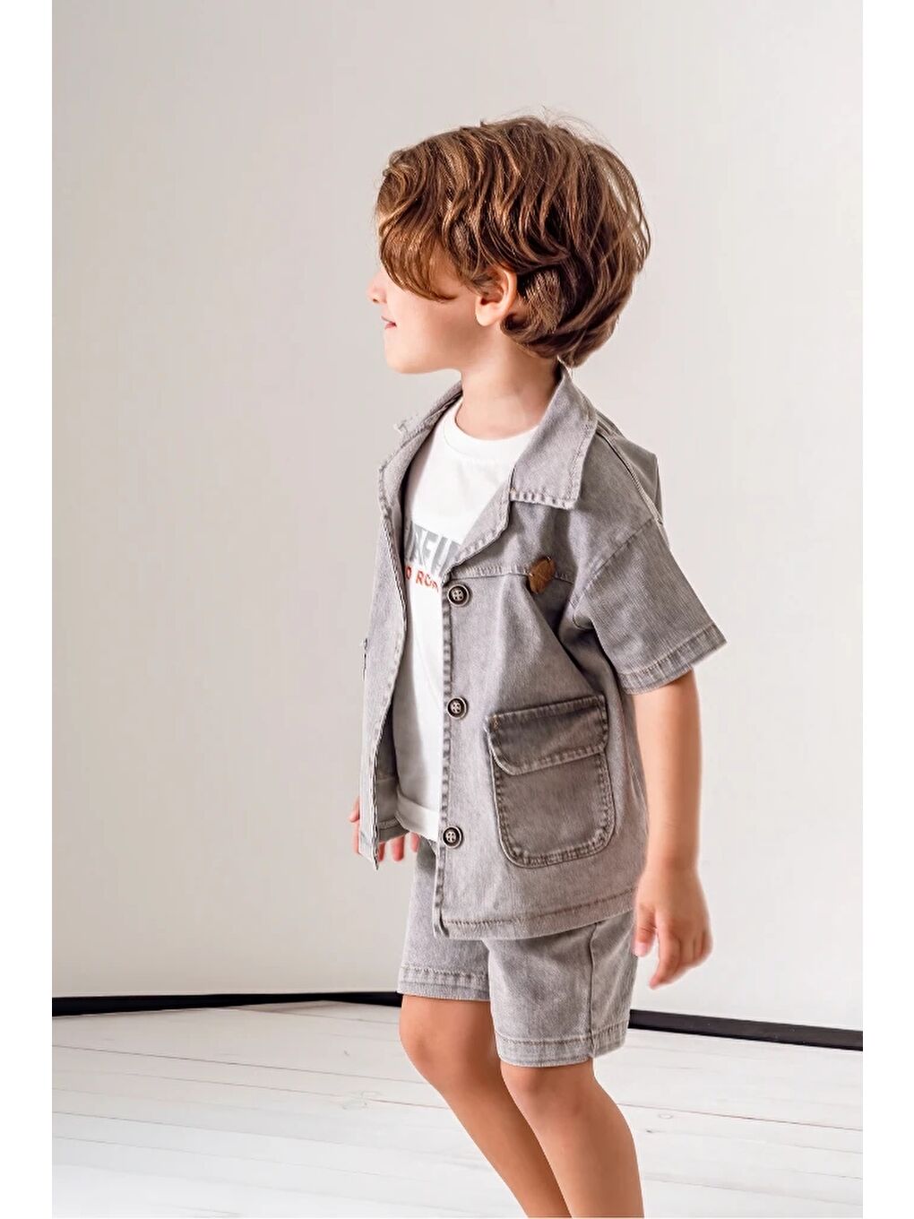 Gri Jean Gömlek Jean Şort ve T-shirt 3lü Erkek Çocuk Takım-4