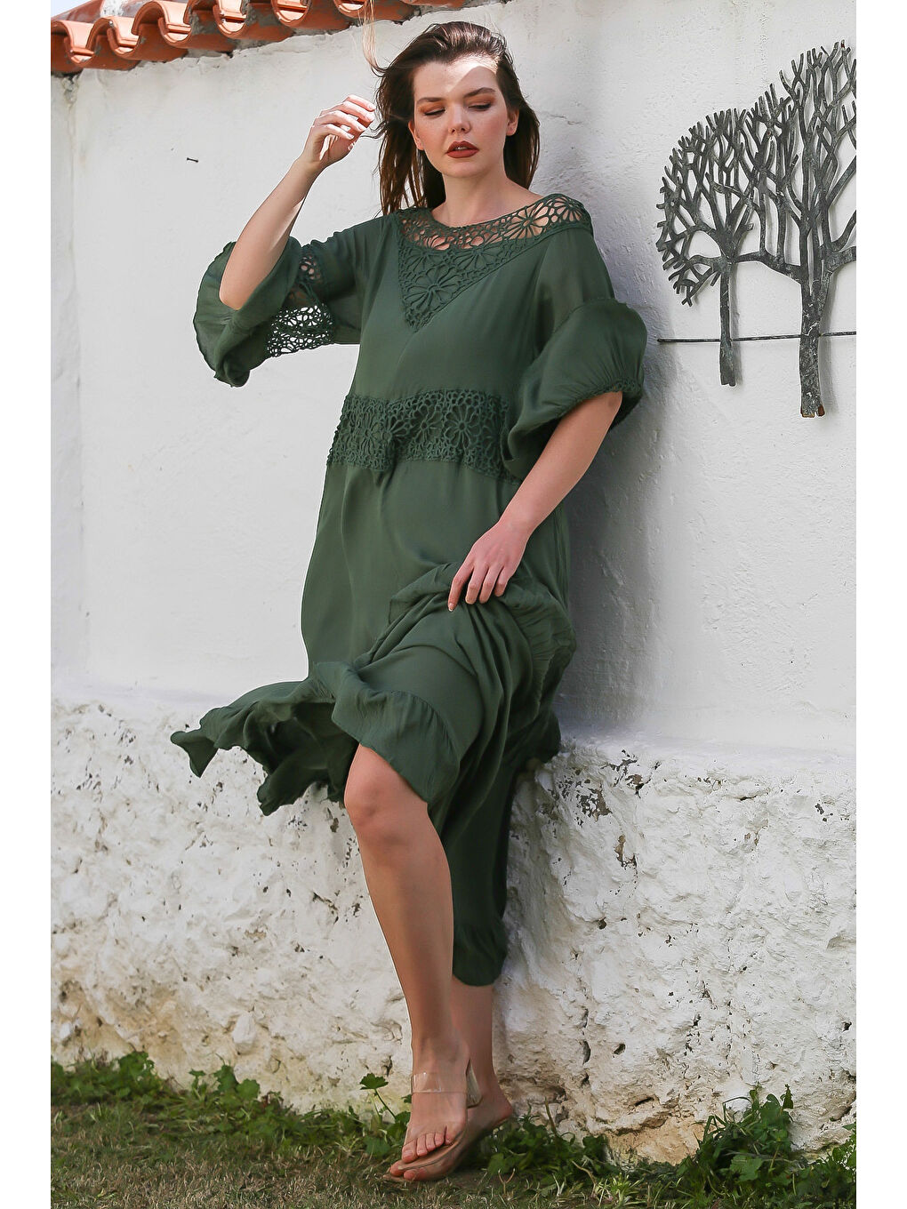 Koyu Yeşil Kayık Yaka Dantelli Kol Astarlı Etek Ucu Fırfırlı Casual Viskon Dokuma Elbise 125 62-4
